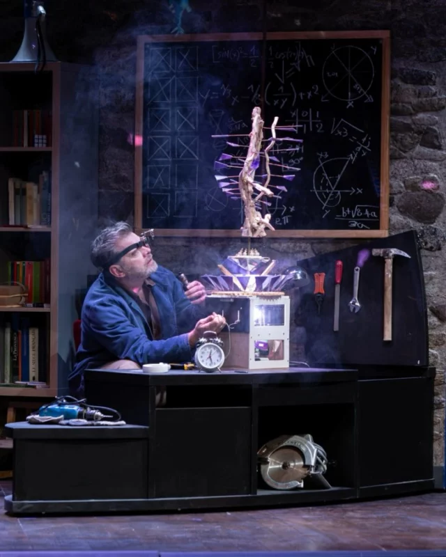 🎭 DERNIÈRE SEMAINE pour découvrir Mur Mure !
Une comédie romantique qui a fait vibrer le public 💞

📣 Ils en parlent mieux que nous :
« Le théâtre qu’on aime »
« À voir et revoir sans modération »
« Une pièce tout en tendresse »
« Un moment extraordinaire »
« Très bon scénario et jeu d’acteurs »

👉 Ne manquez pas les toutes dernières dates !
📅 Réservez vite vos places sur michodiere.com

#MurMureLaPièce #ComédieRomantique #DernièreSemaine #Théâtre #CoupDeCœurSpectateurs

📸 @emilie_brouchon 

@richardcaillat_prod