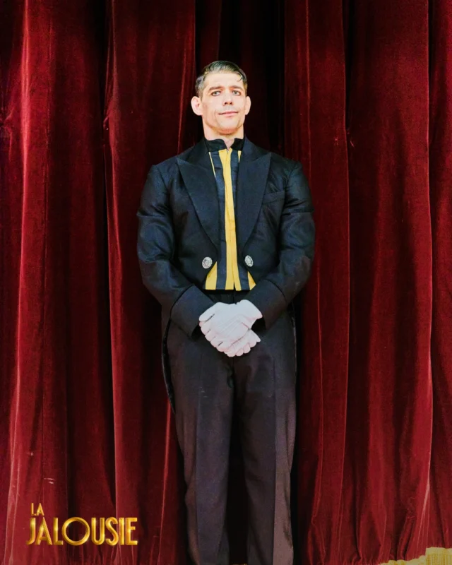 Dernières semaines pour découvrir La Jalousie, la pièce mythique de Sacha Guitry, mise en scène par Michel Fau. 

Avec Alexis Driollet dans le rôle de Emile Prétendu, le valet de chambre du couple Blondel. 

Réservez vite vos billets sur notre site michodiere.com
