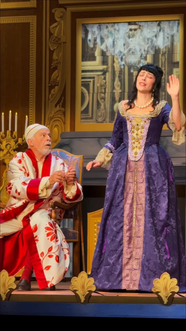 Ne ratez pas les dernières représentations du malade imaginaire ! 
Une comédie qui vous transportera dans l’univers de Molière.

🎟️ prenez votre place !
#théâtre #quefaireàparis #FrancisPerrin