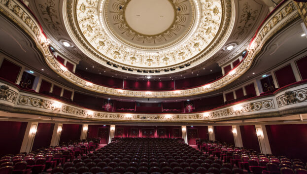 grande salle théâtre marigny