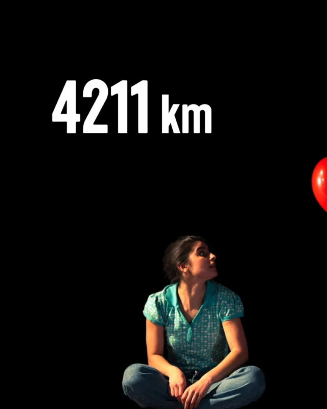 🎭 2 Molières 2024 et un triomphe unanime : 4 211 km prolonge une dernière fois cette saison au Studio Marigny ! Une pièce bouleversante qui raconte l’exil, le combat et l’héritage de Mina, Fereydoun et Yalda entre Paris et Téhéran 🌍. 

Réservez vite 🎟️✨