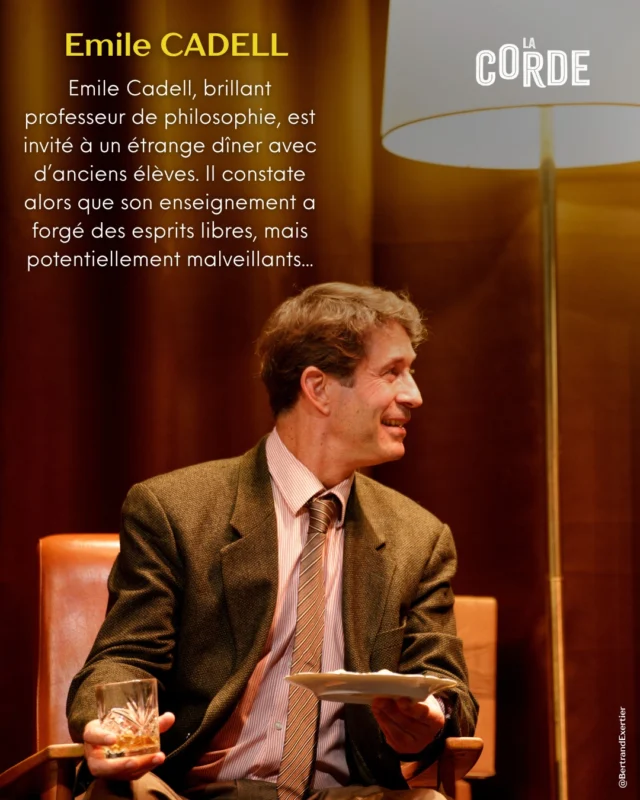 Découvrez en davantage sur le personnage de Emile Cadell, interprété sur scène par Grégori Derangère

LA CORDE, adaptée de la pièce "Rope" de Patrick Hamilton, par @liloufogli et Julien Lambroschini, dans une mise en scène de @guypierrecouleau