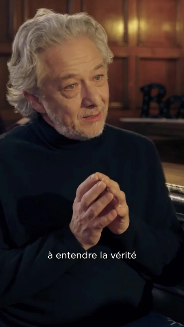 "Il y a des gens qui sont aptes à entendre la vérité, et d'autres qui sont inaptes"

Et vous, pensez vous comme Serge, le personnage interprété par @nicolasbriancon que la vérité n'est pas
toujours bonne à dire ?

On ne se mentira jamais, actuellement au Théâtre de Paris, en salle Réjane à 19h
Réservez vos places sur theatredeparis.com